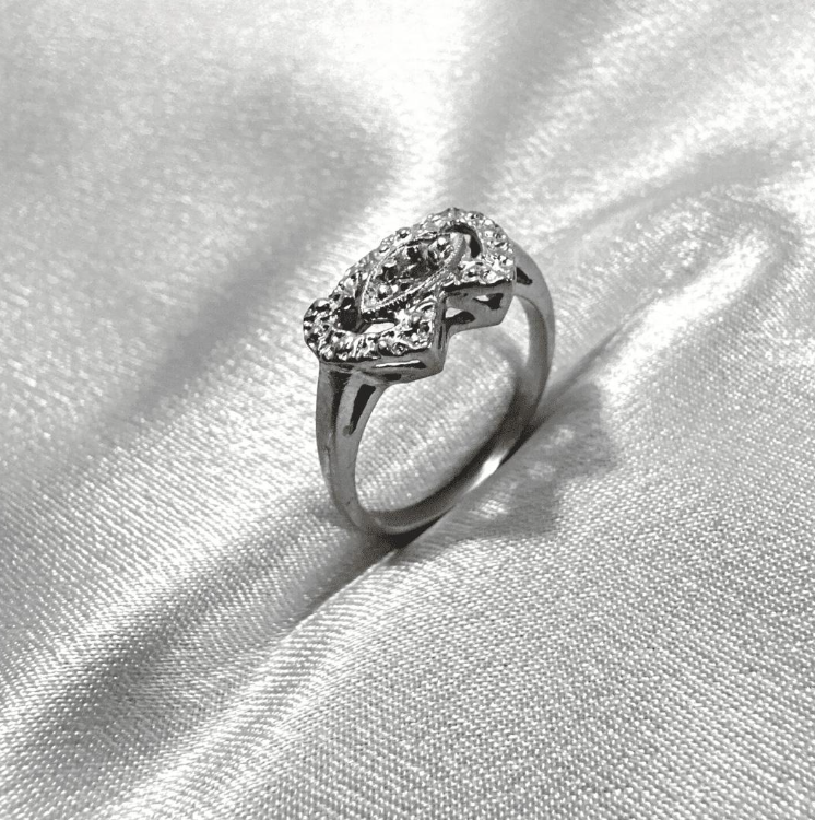 Two Interconnected Hearts on a 10K White Gold Antique Ring