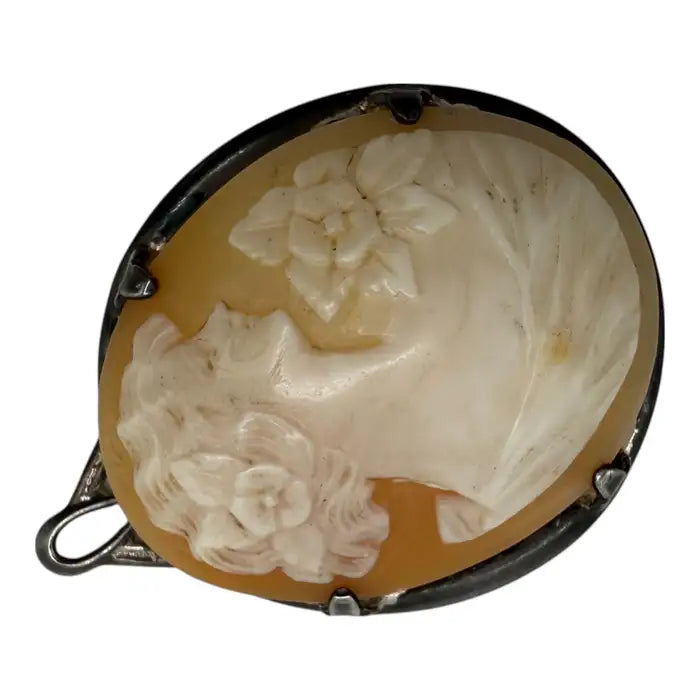 Delicate Victorian Shell Cameo Pendant Brooch with Floral Detail 10k, circa 1890