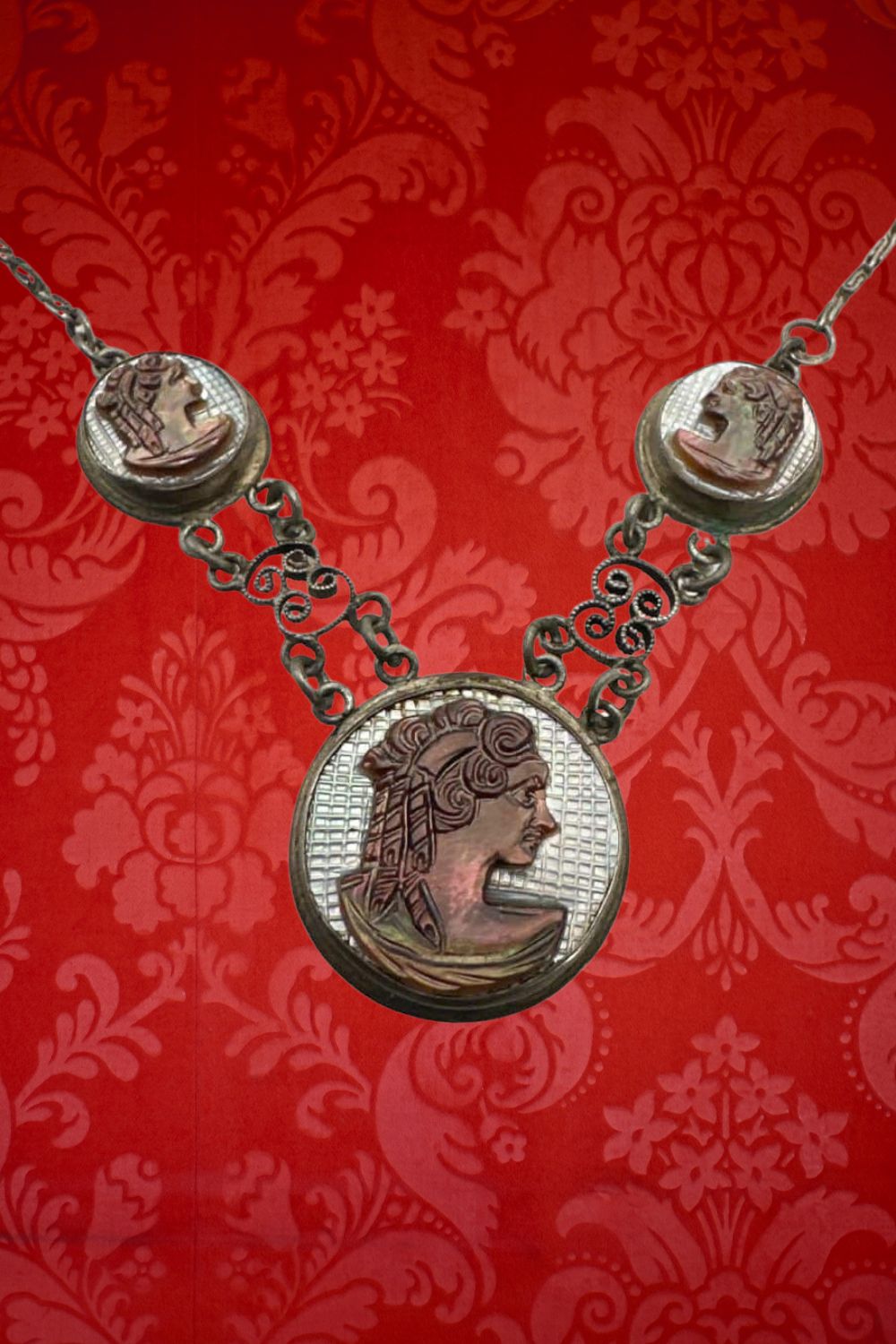 Gold y-Drop Necklace - Victorian Era