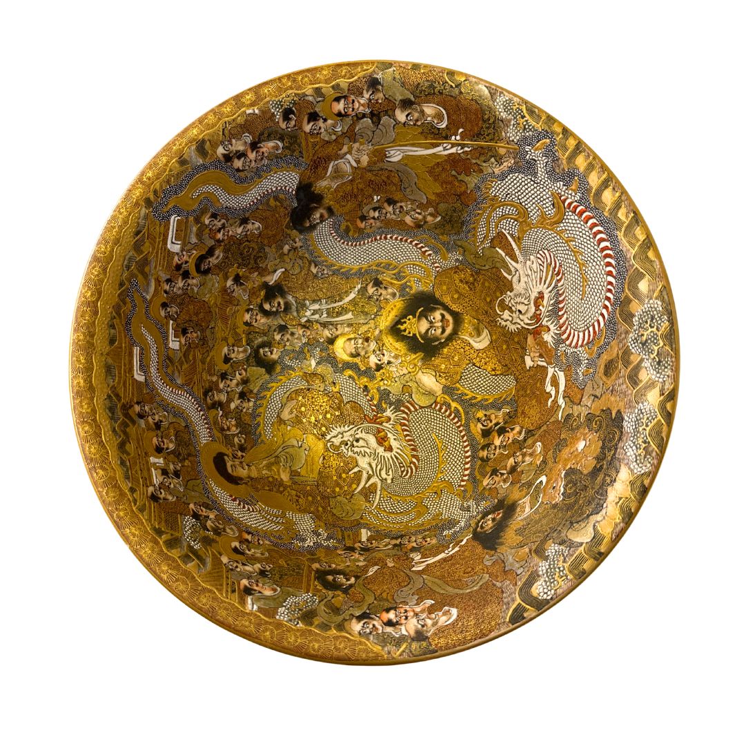 Japanese Antique Gold Fire Gold Embossed Figurine Satsuma Porcelain  Bowl image 3