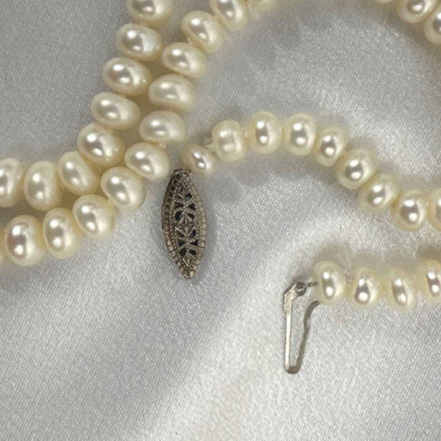 Classic Pearl Necklace - Clasp Open