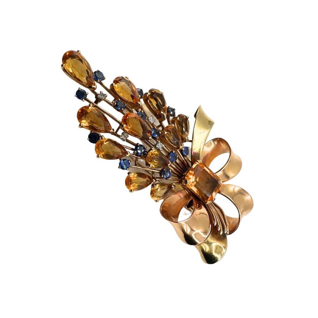 Edwardian Era French 18k Gold Brooch with Diamonds and Sapphires - Side Image