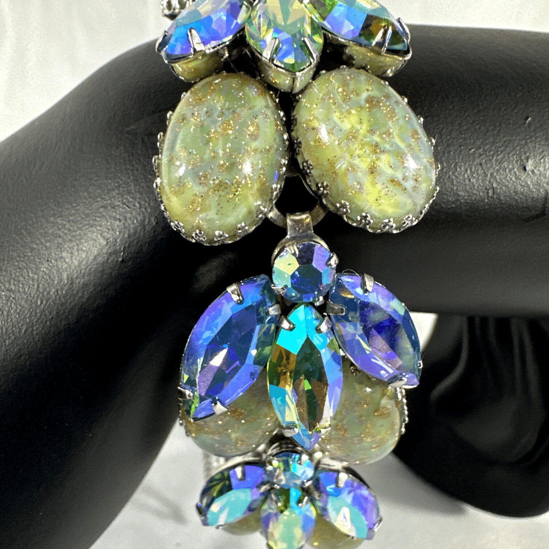 Elegant Vintage Glass and Rhinestone Vendome Bracelet- On Mannequin - Detail