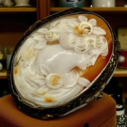 Victorian Shell Cameo Brooch in Filigree Brass Frame, Late 19th Century