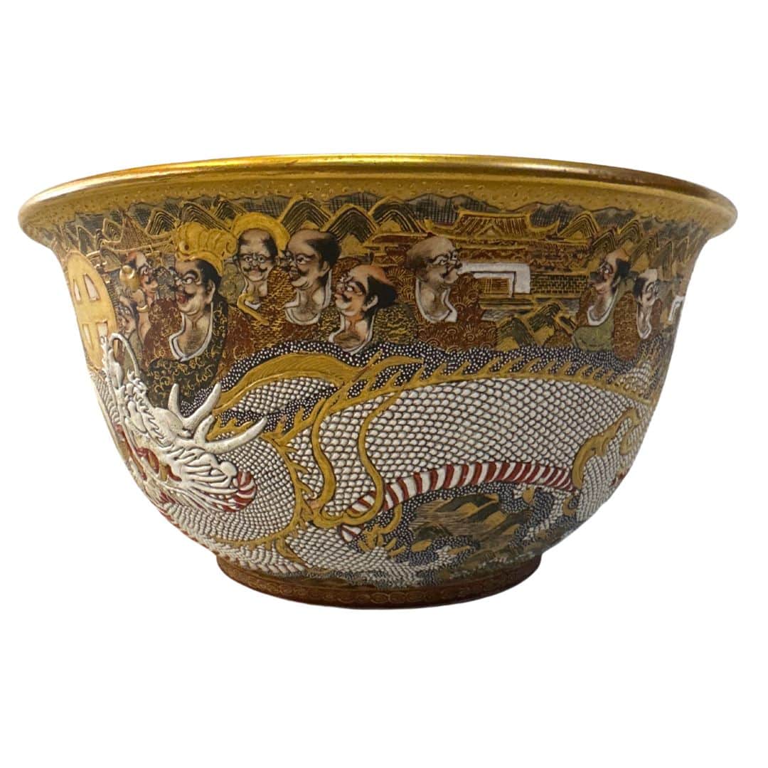 Japanese Antique Gold Fire Gold Embossed Figurine Satsuma Porcelain  Bowl image 1