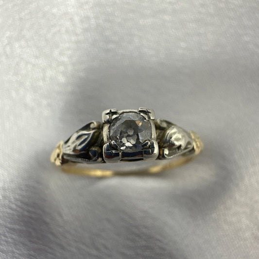 Size 6 Antique 14K Yellow Gold Ring with White Gold Accent & 0.30 CT Diamond – Elegant Vintage Jewelry for Women